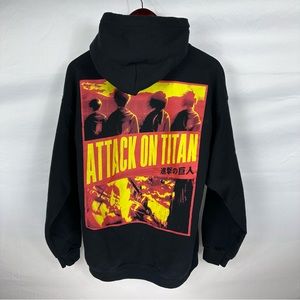 Attack on Titan Pullover Hoodie Men’s Large Black Center Pocket SEASON 3 Anime